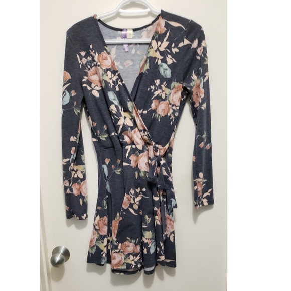 Ayla dress - Picture 1 of 3